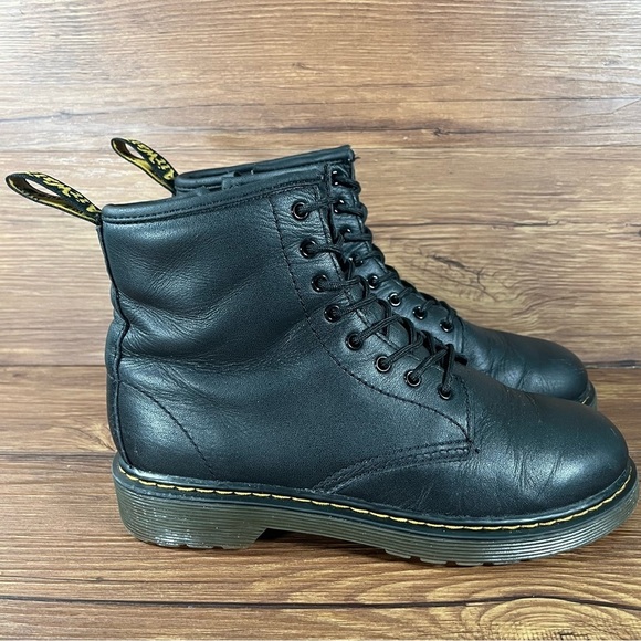 Dr. Martens DOCS Black Leather Lace Up Boots Shoes Women’s Size 5 - Picture 1 of 10